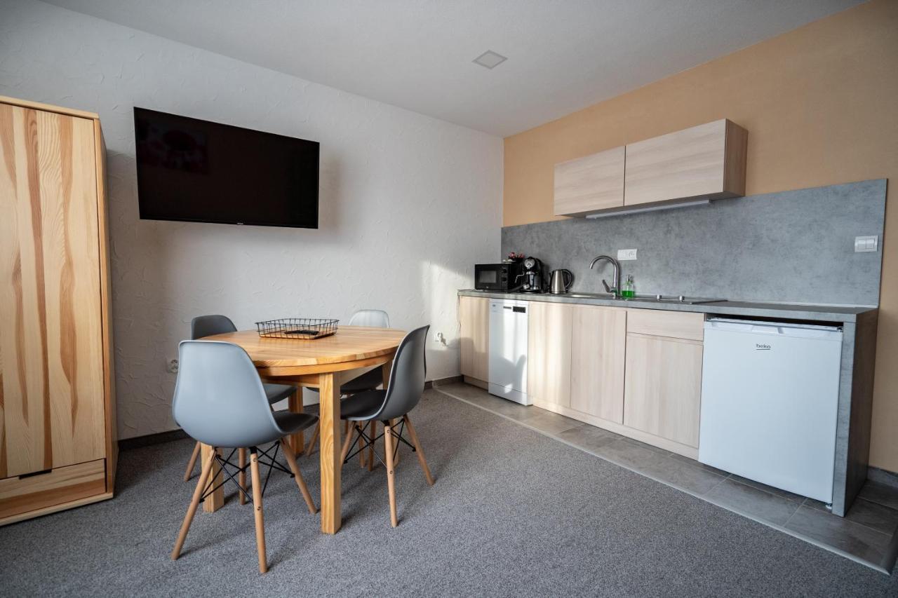 Apartmany Janka + Camp Bešeňová Екстериор снимка