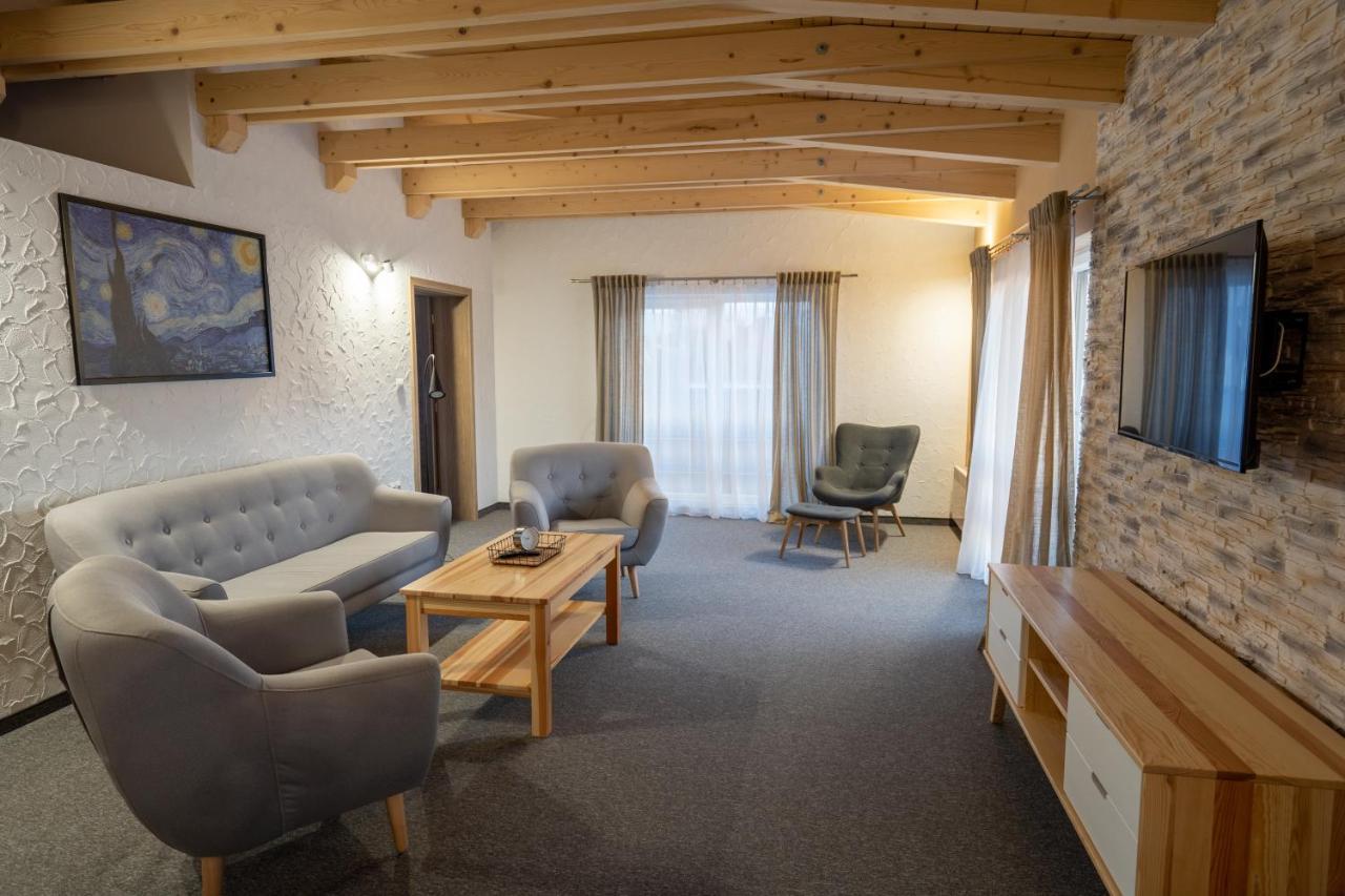 Apartmany Janka + Camp Bešeňová Екстериор снимка