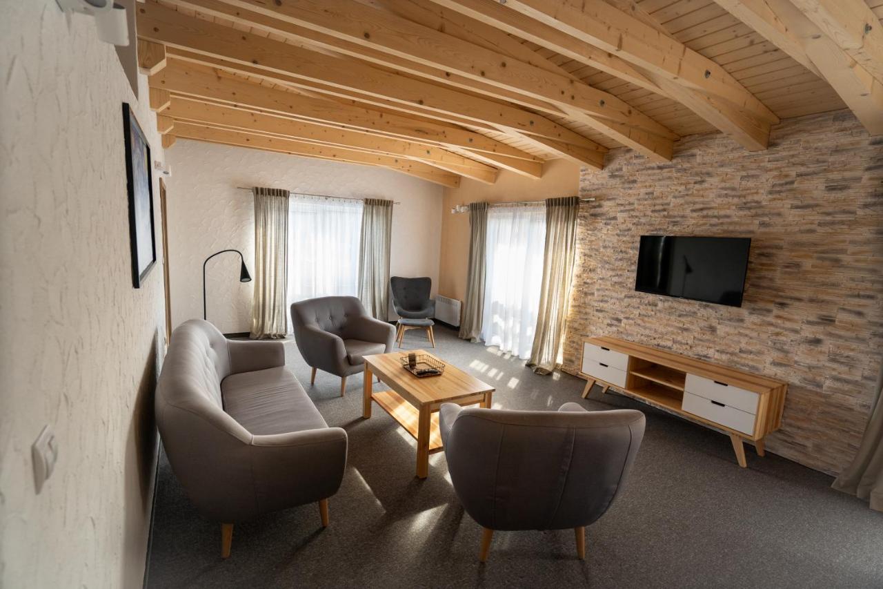 Apartmany Janka + Camp Bešeňová Екстериор снимка