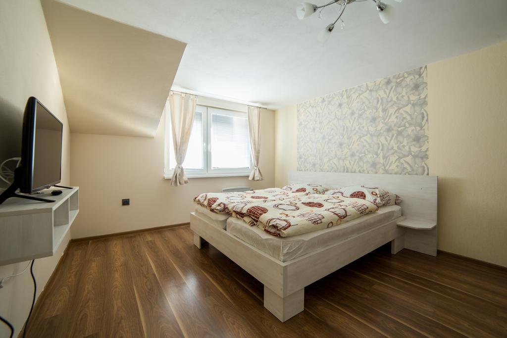 Apartmany Janka + Camp Bešeňová Екстериор снимка