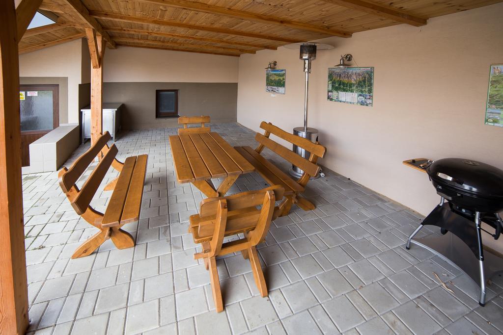 Apartmany Janka + Camp Bešeňová Екстериор снимка